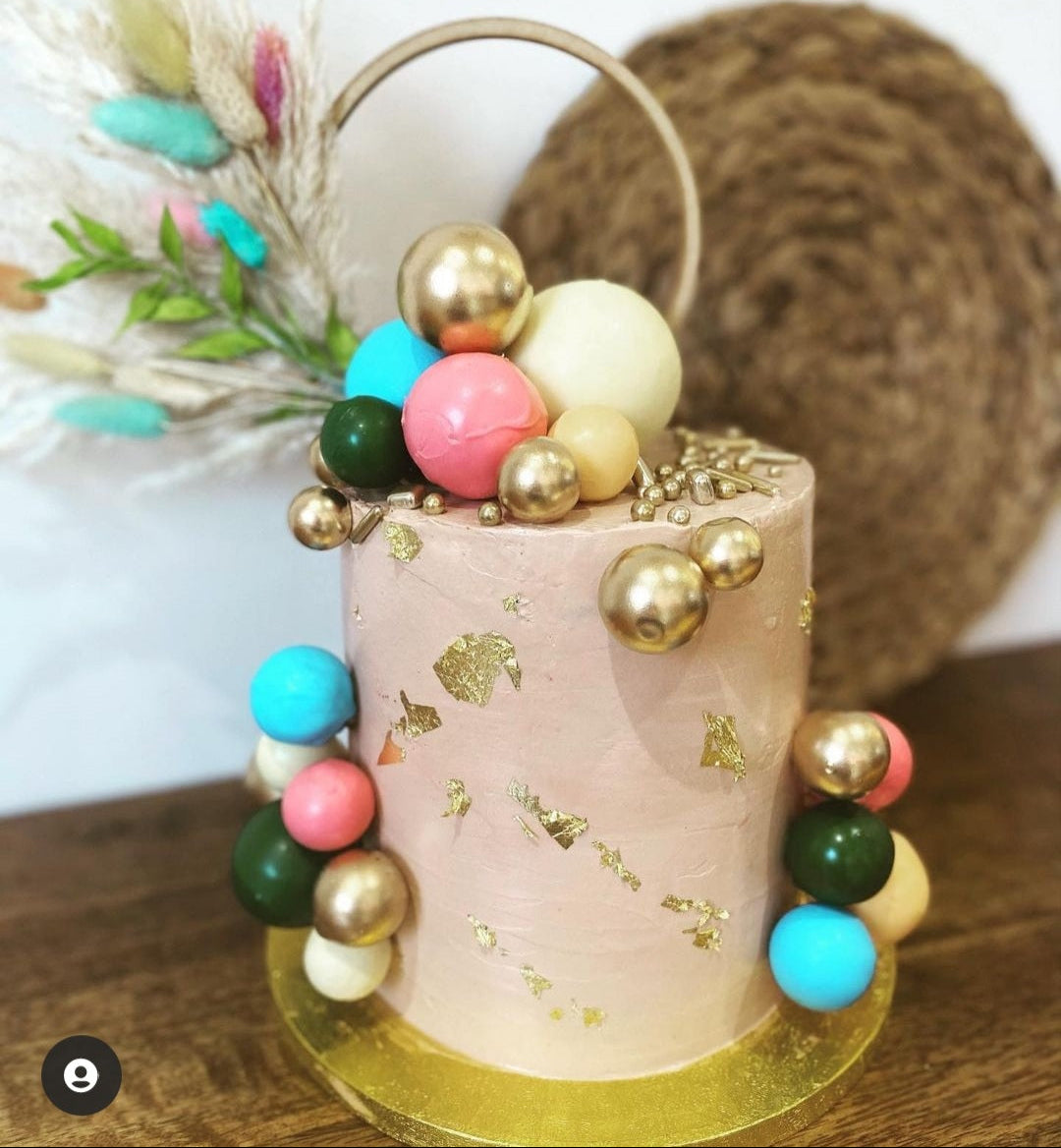 Pastel 5.5 inch Pampas Grass Cake Topper wreath hoop