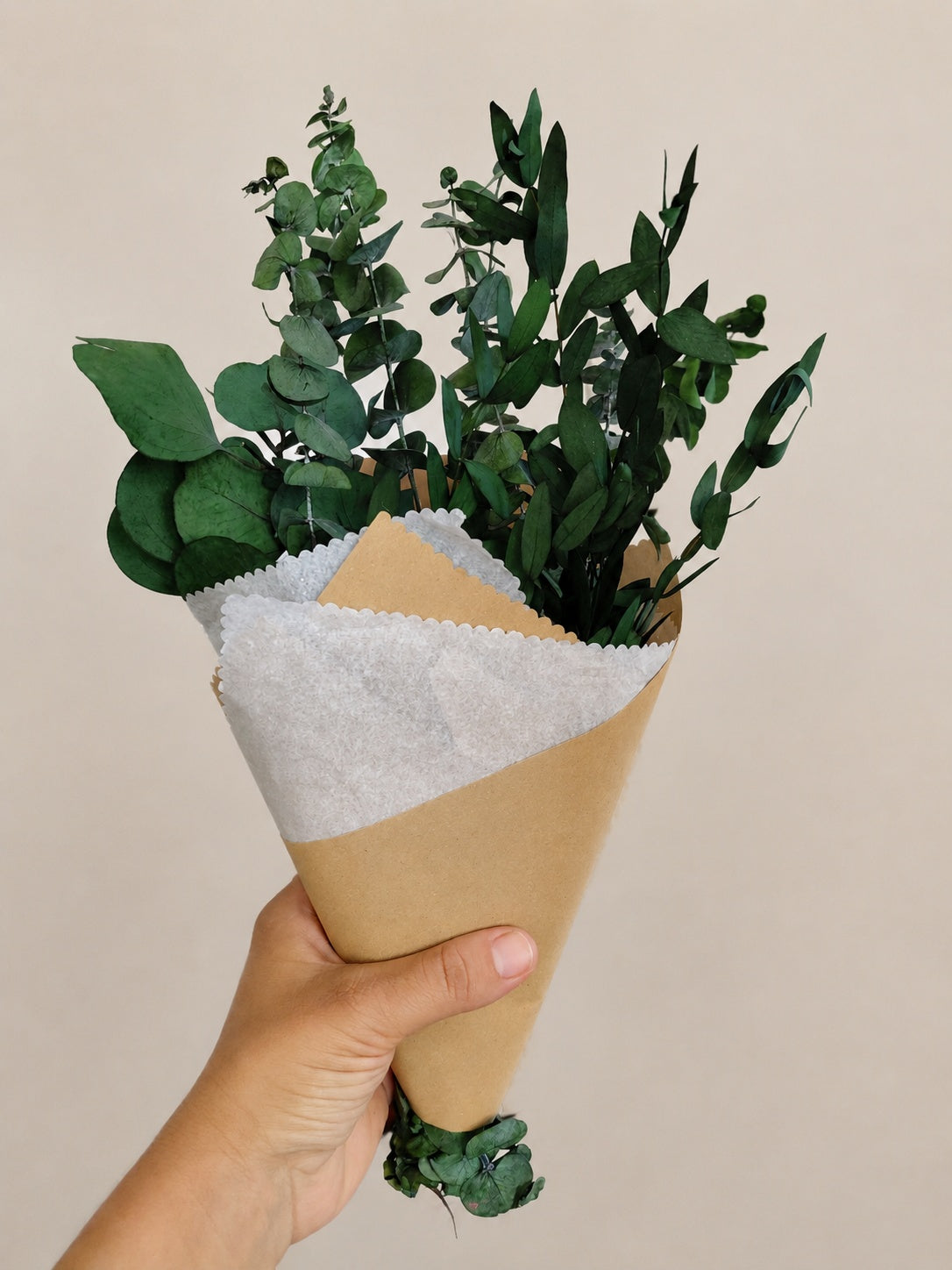 Eucalyptus & Ferrero Rochet Hamper Bag Gift Set
